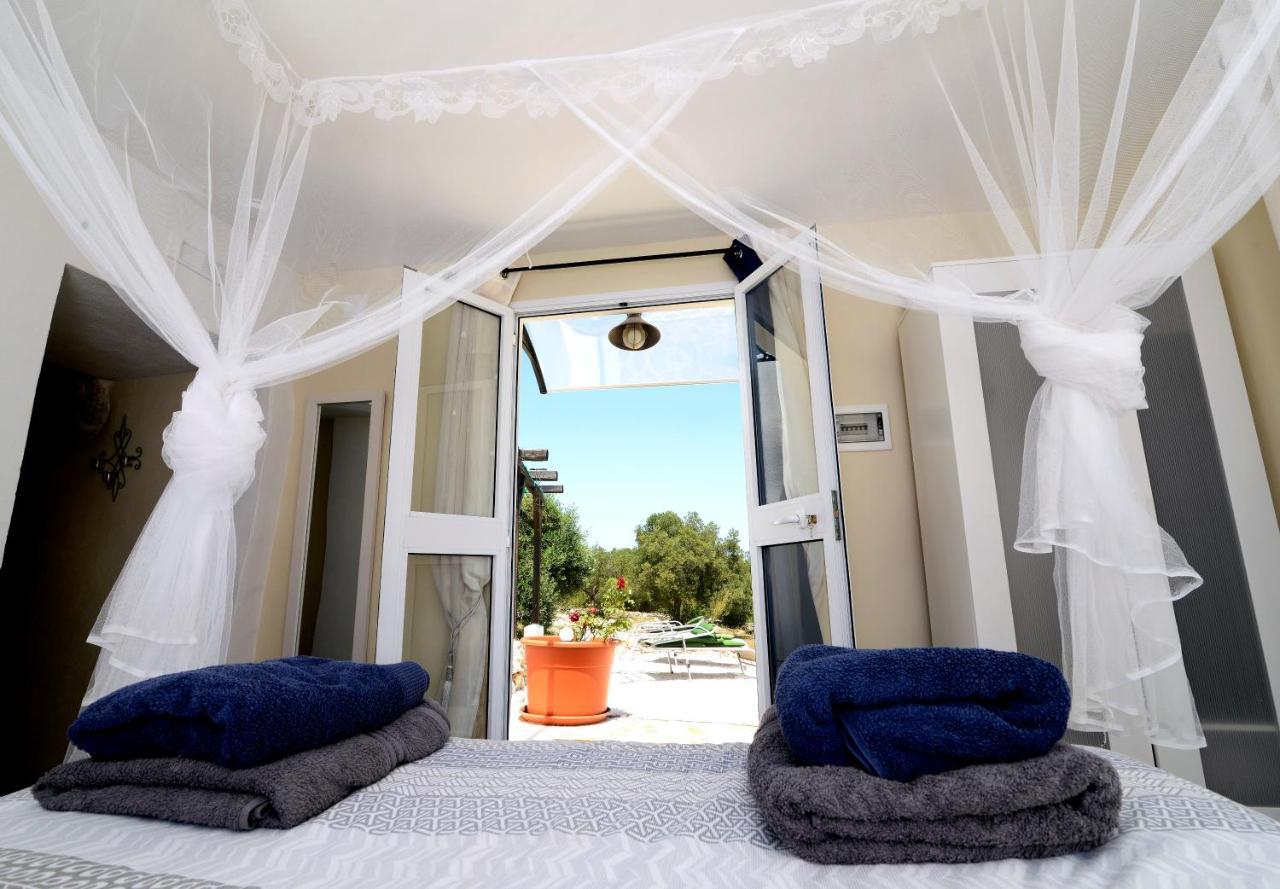 Отель Trullo Vista Остуни Экстерьер фото
